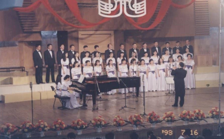 1993 地方演出與團員合影